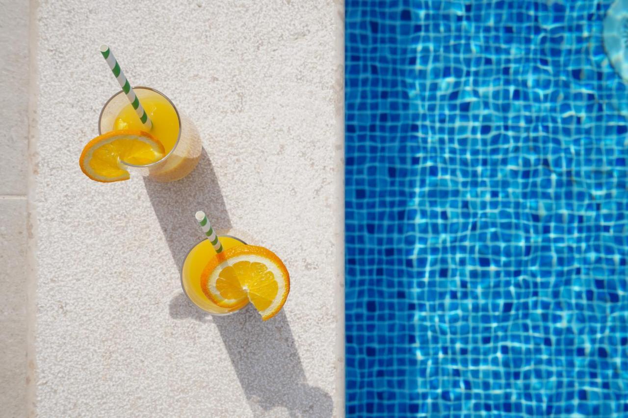 Stone Lady Holiday Home With Pool&Hot Tub,Sauna,Bbq,Garden Rasopasno Εξωτερικό φωτογραφία