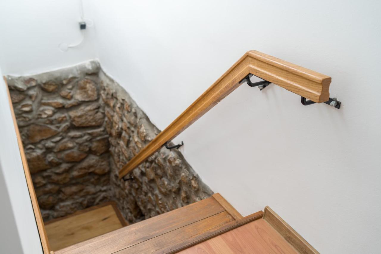 Stone Lady Holiday Home With Pool&Hot Tub,Sauna,Bbq,Garden Rasopasno Εξωτερικό φωτογραφία